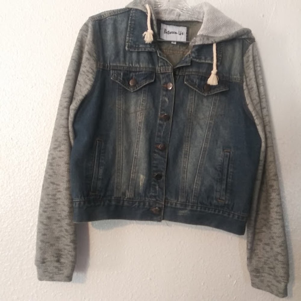 Between Us women's size 2X gray & black denim knitted hooded jacket